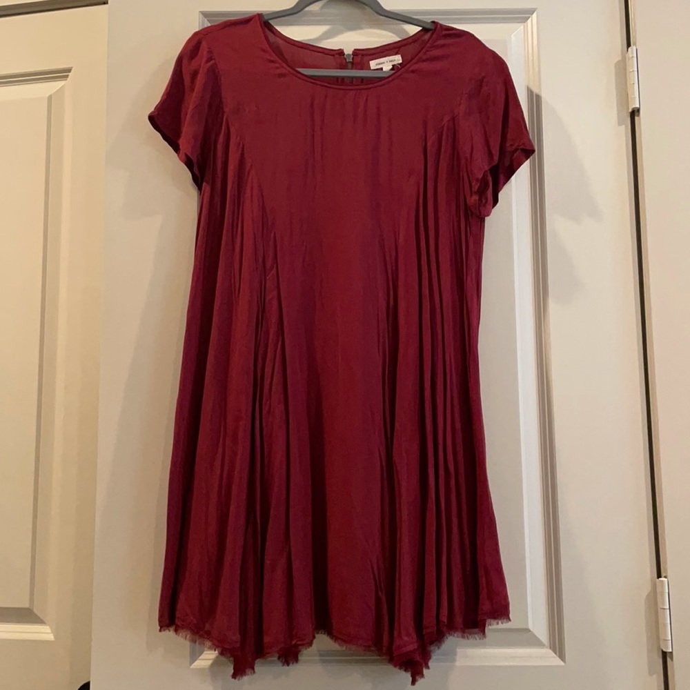 Silence + noise red short sleeve shift dress